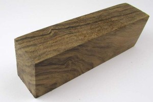 Orzech turecki, bloczek 130x40x30 mm