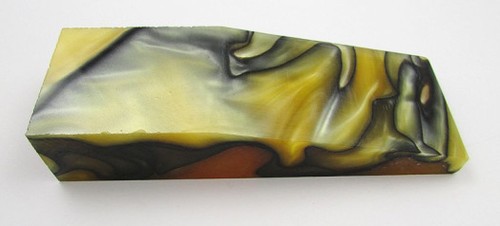 akryl czarnozolty.jpg